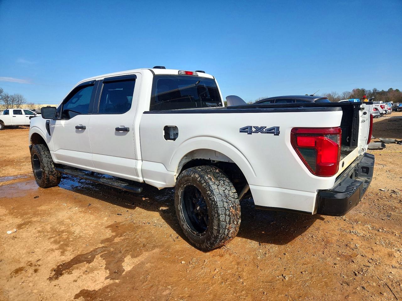 2024 FORD F150 XL photo 2