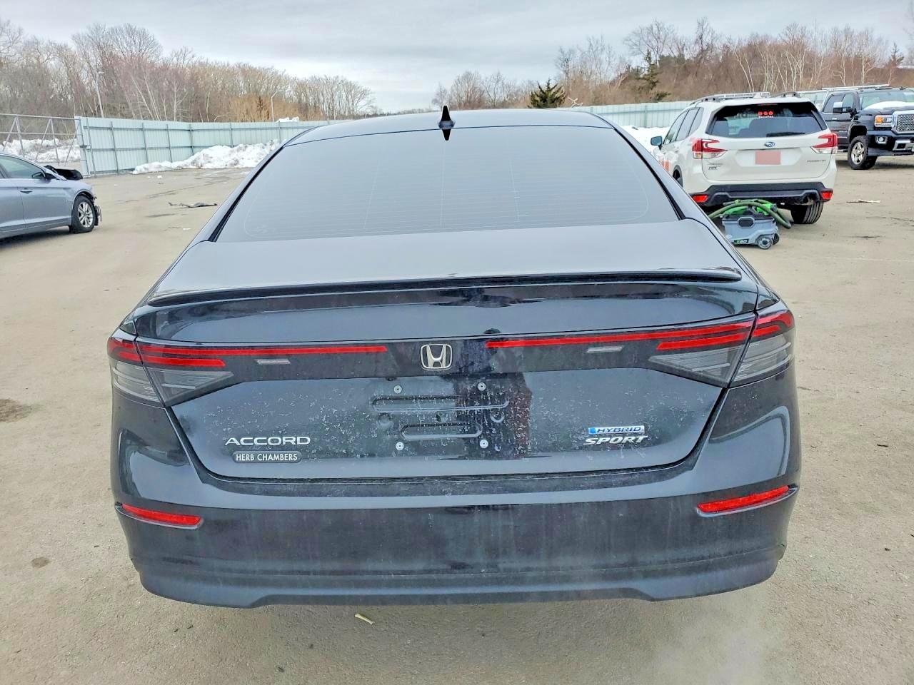2025 HONDA ACCORD HYBRID SPORT photo 11