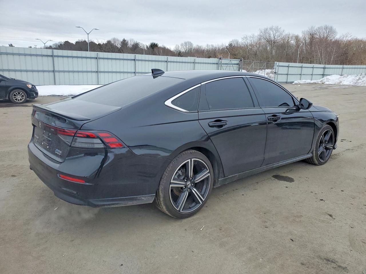 2025 HONDA ACCORD HYBRID SPORT photo 5