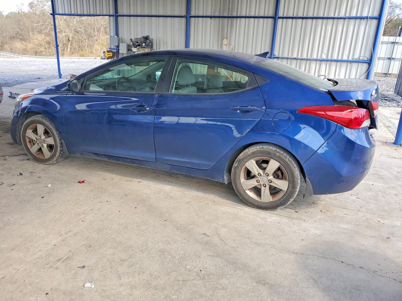 2013 HYUNDAI ELANTRA GLS photo 2
