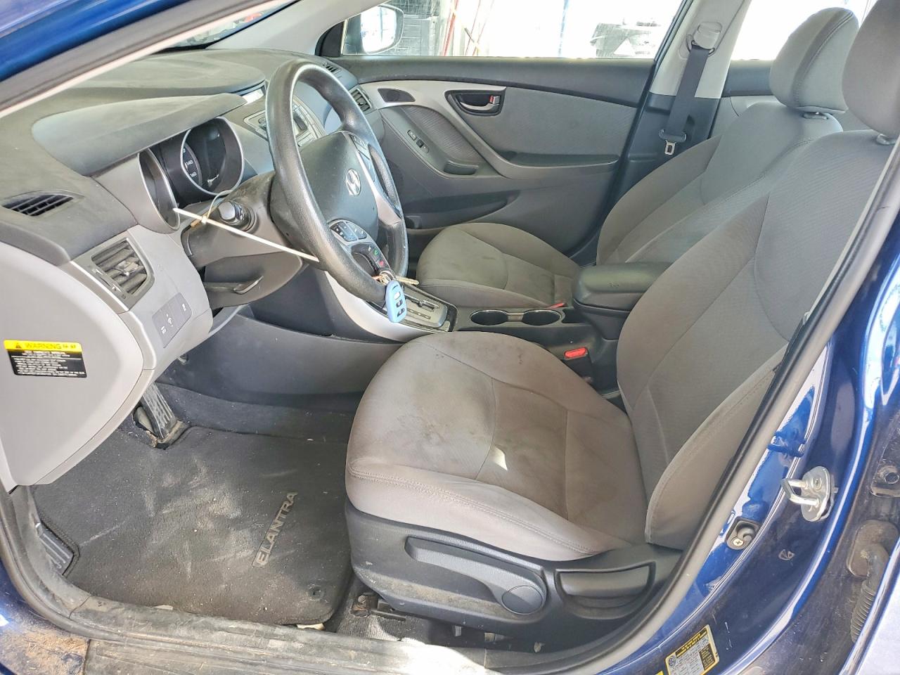 2013 HYUNDAI ELANTRA GLS photo 7