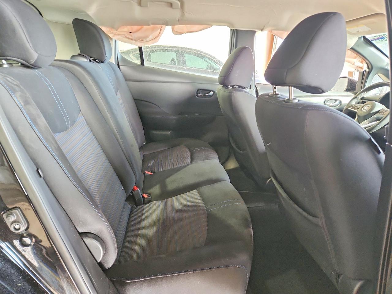 2018 NISSAN LEAF SV photo 19