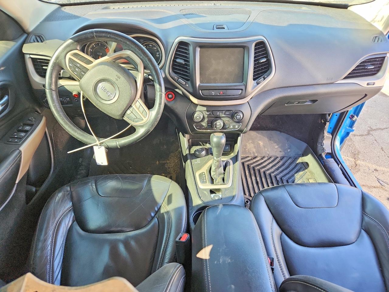 2018 JEEP CHEROKEE LIMITED photo 8