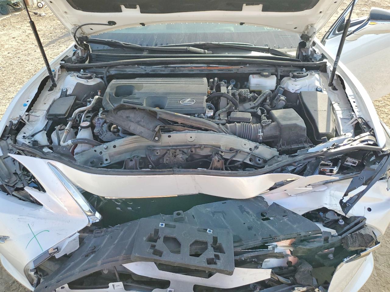 2024 LEXUS ES 300H BASE photo 11