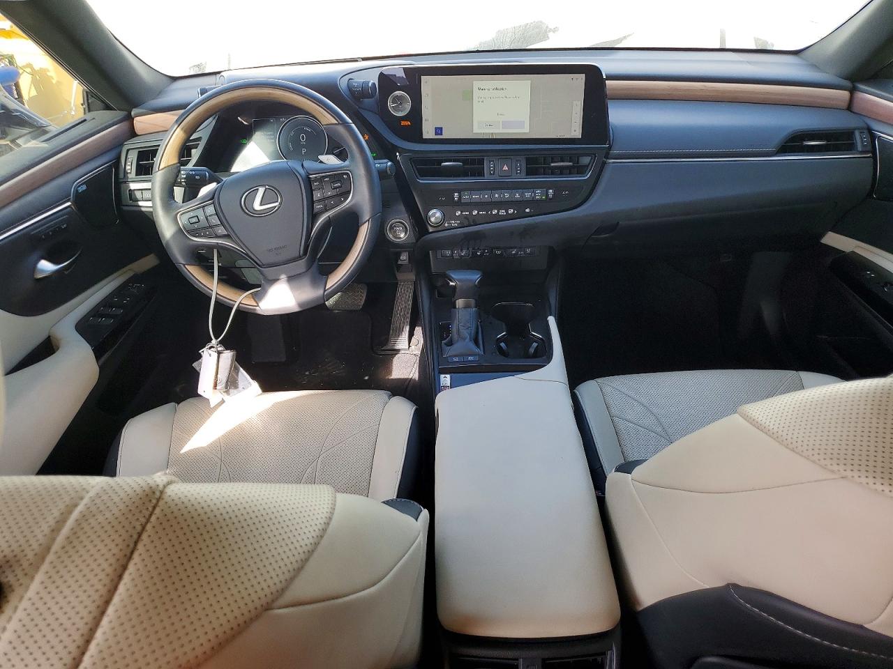 2024 LEXUS ES 300H BASE photo 8