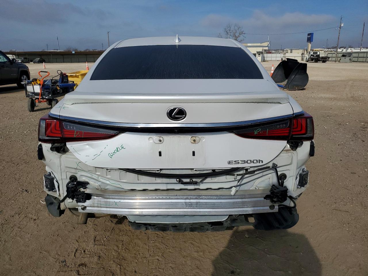 2024 LEXUS ES 300H BASE photo 6