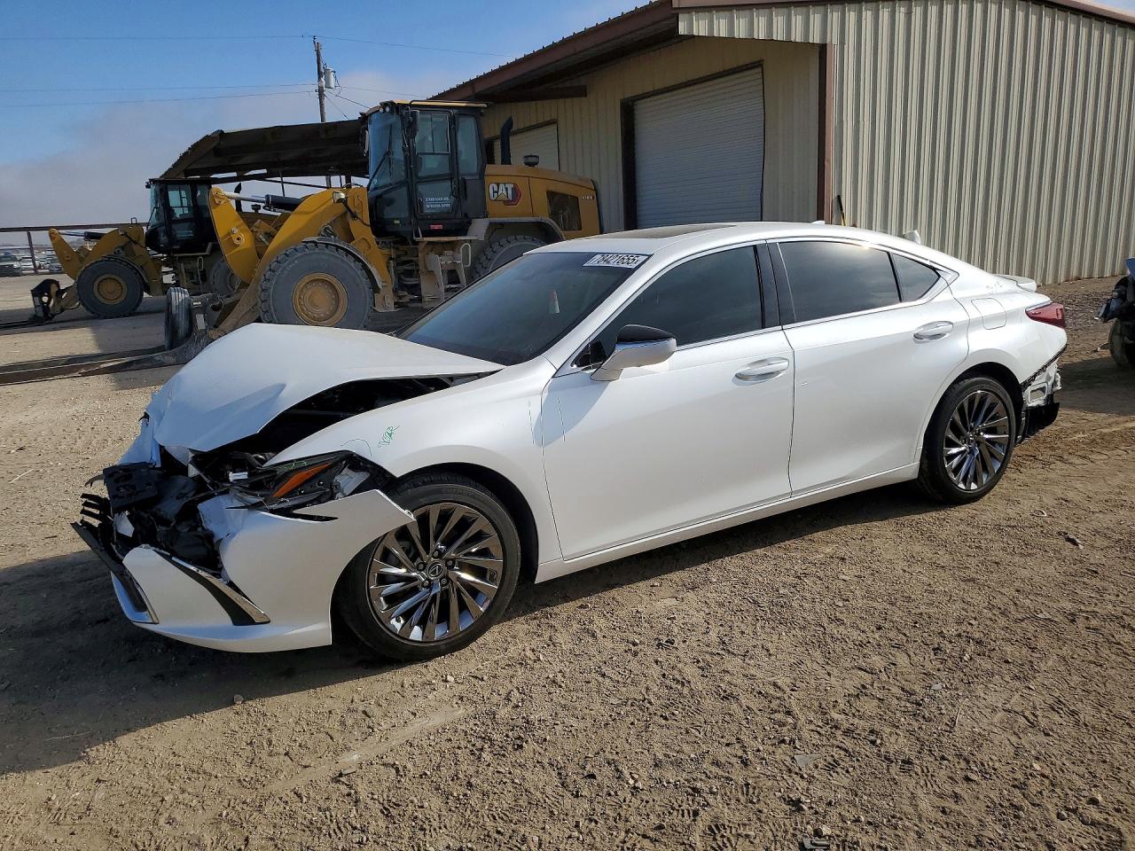 2024 LEXUS ES