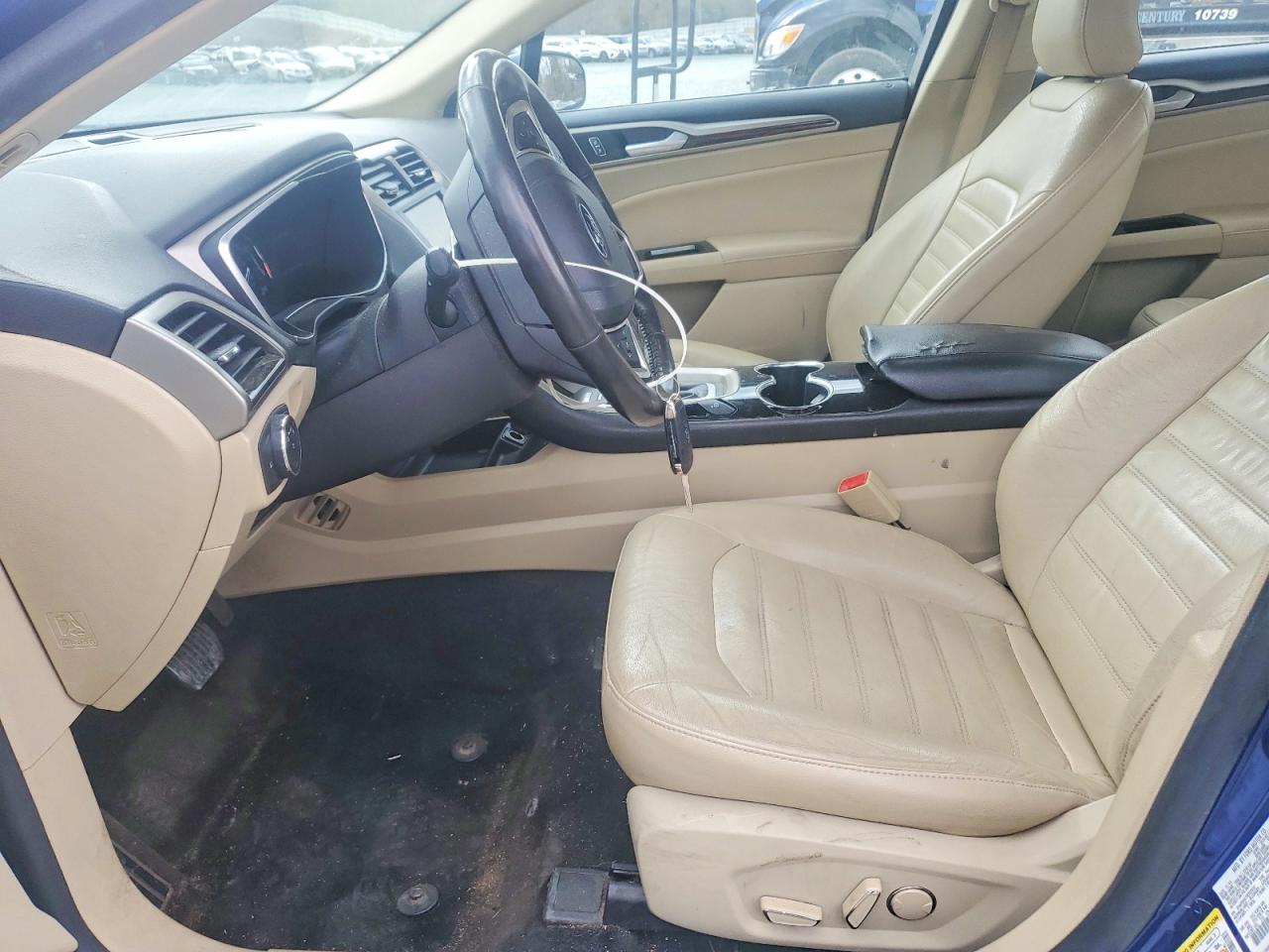 2015 FORD FUSION SE photo 13
