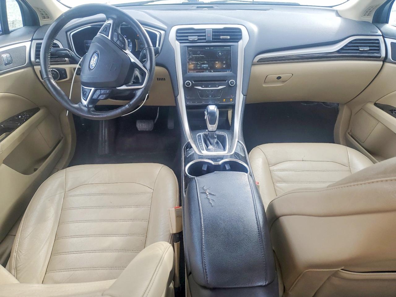 2015 FORD FUSION SE photo 15