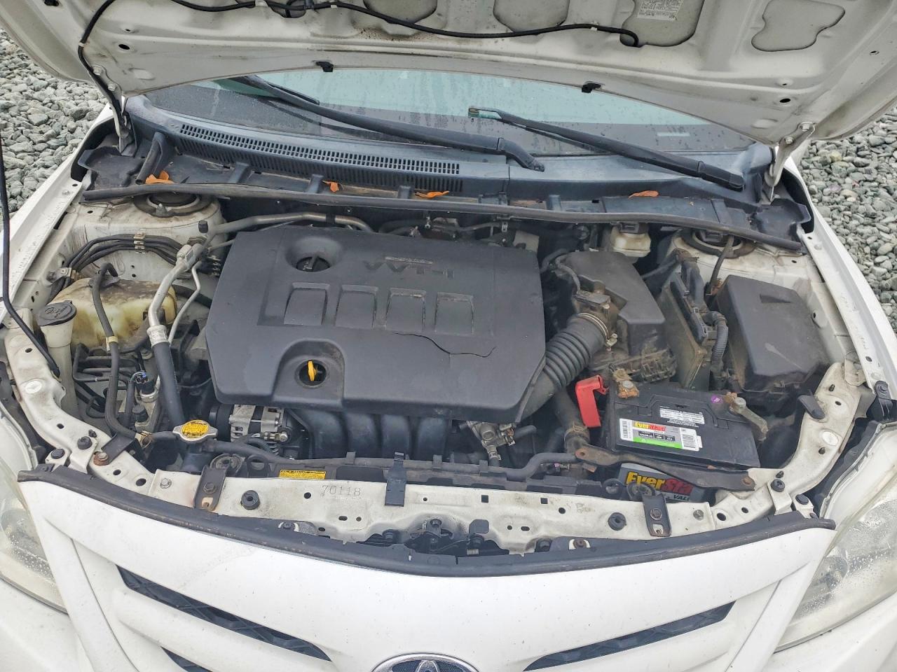 2012 TOYOTA COROLLA L photo 11