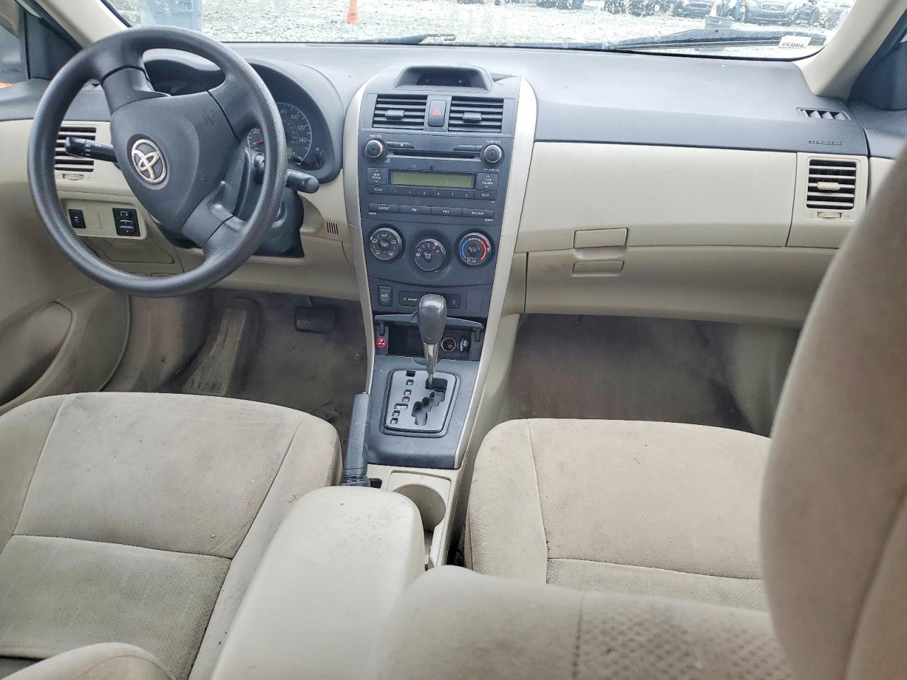 2012 TOYOTA COROLLA L photo 8