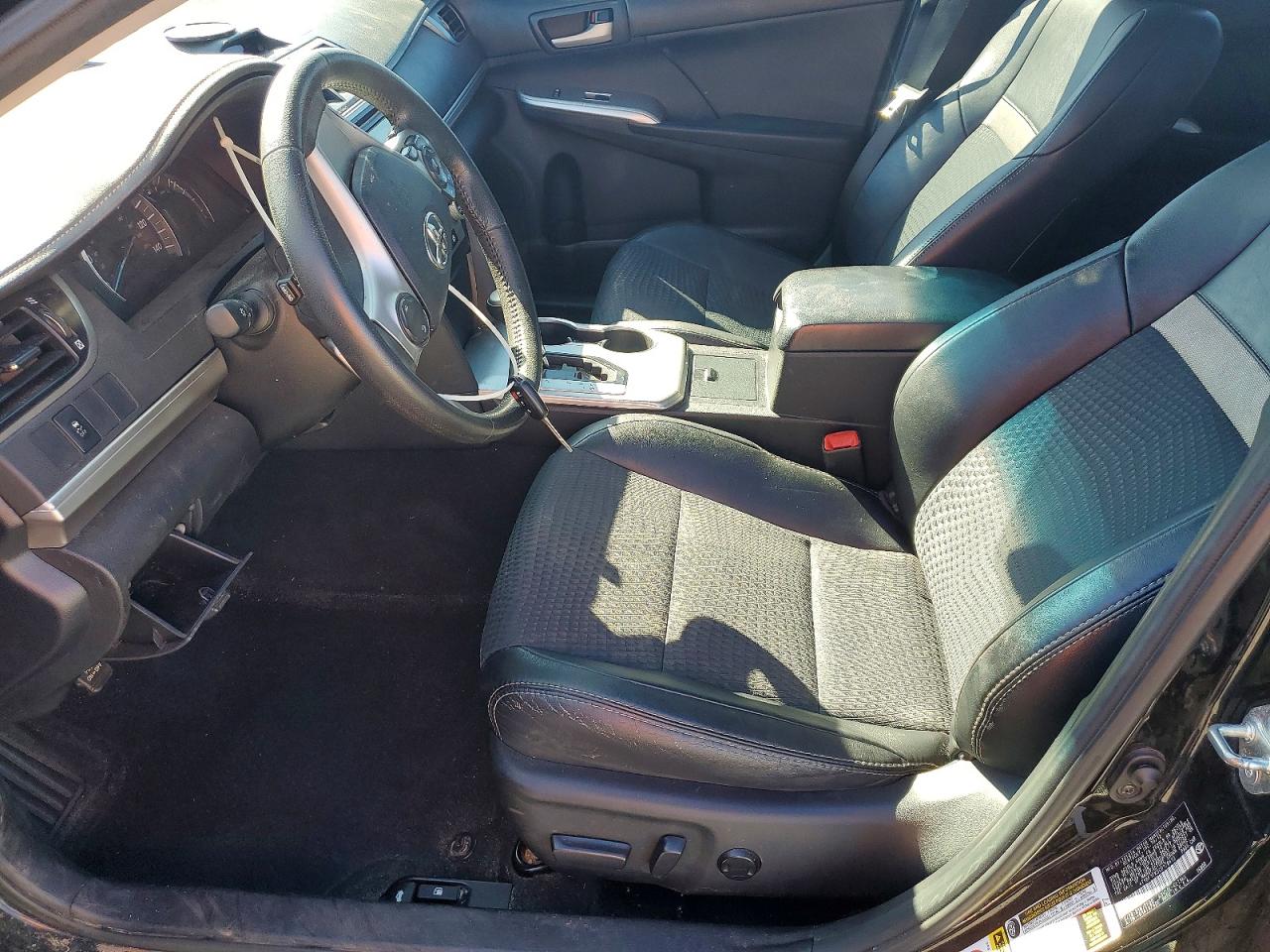 2012 TOYOTA CAMRY BASE photo 13