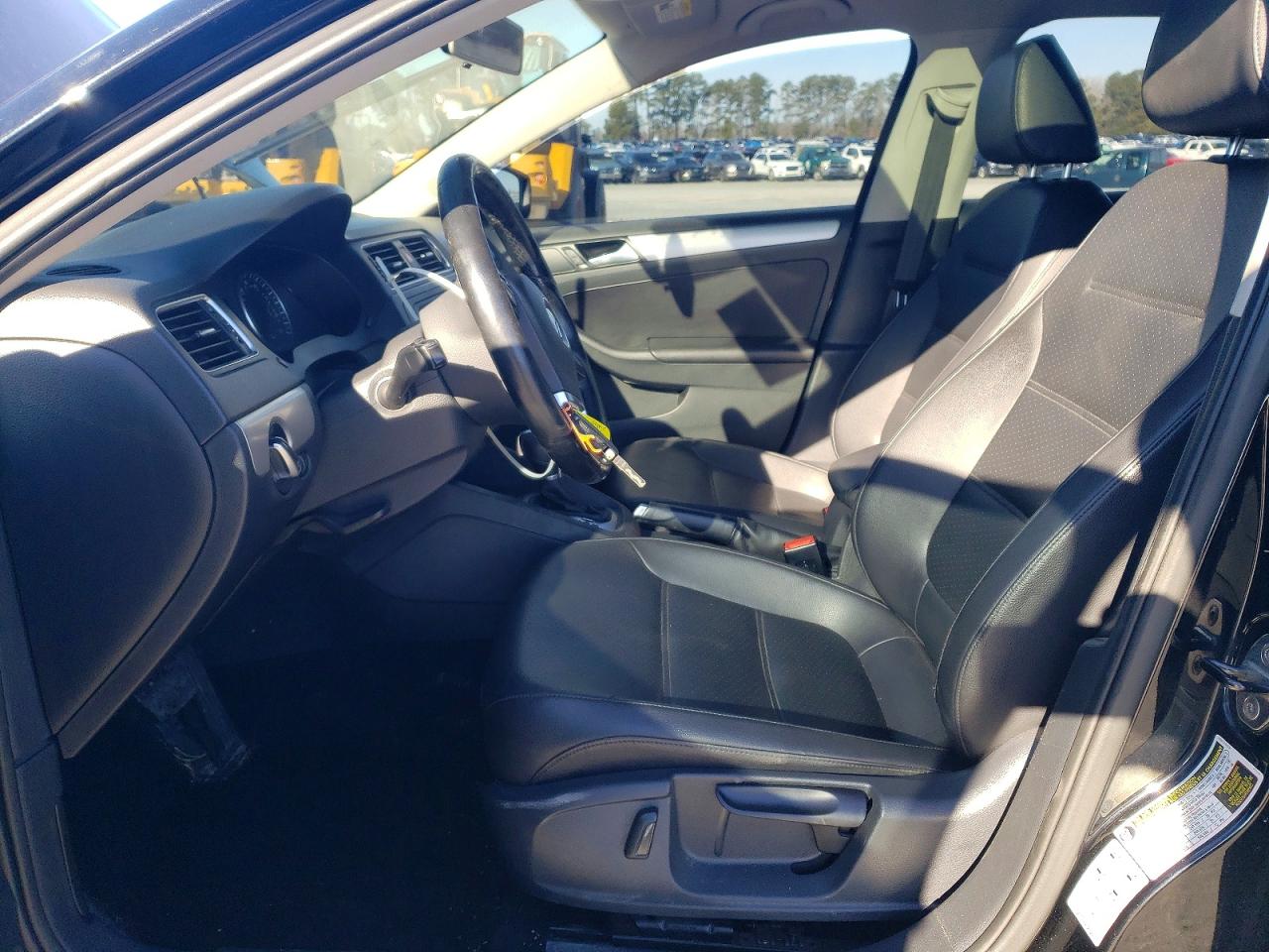 2014 VOLKSWAGEN JETTA SE photo 13