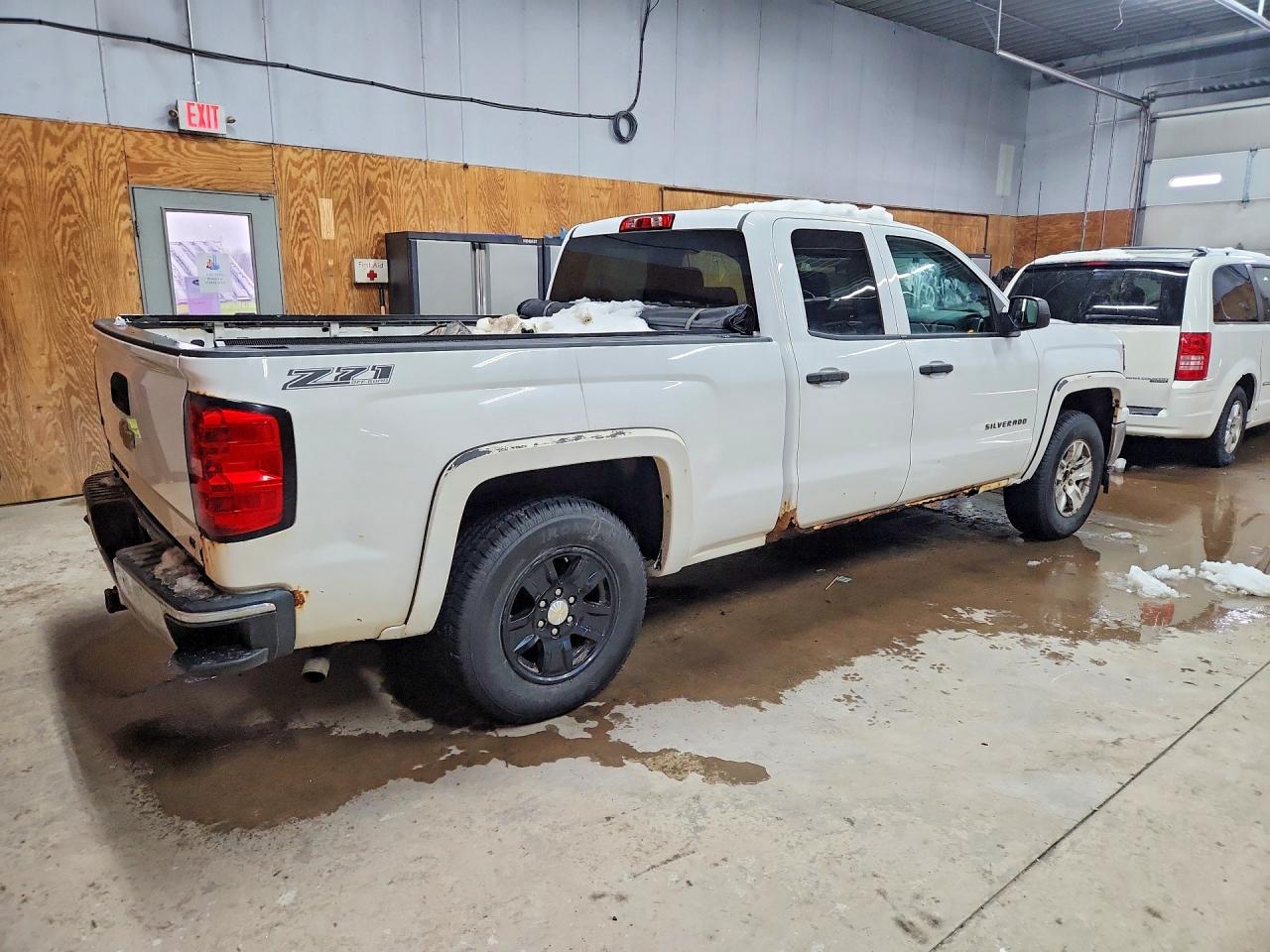2014 CHEVROLET SILVERADO K1500 LT photo 5