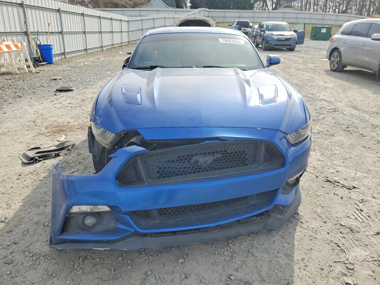 2017 FORD MUSTANG GT photo 5