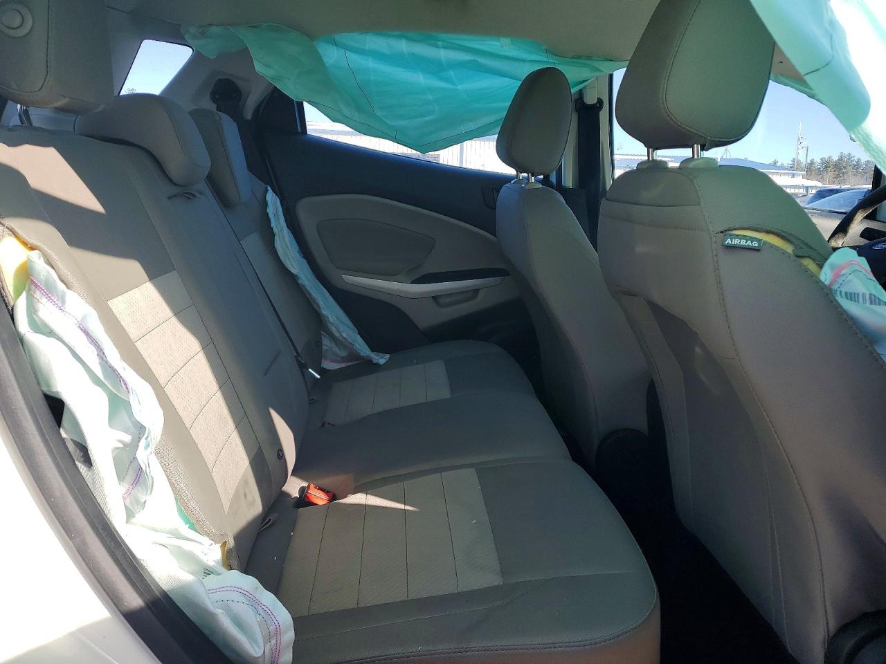 2021 FORD ECOSPORT S photo 19