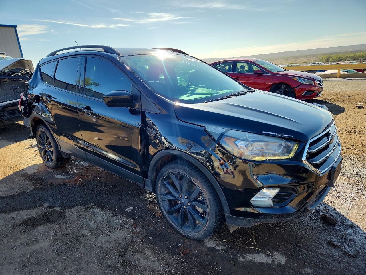 2019 FORD ESCAPE SE photo 4