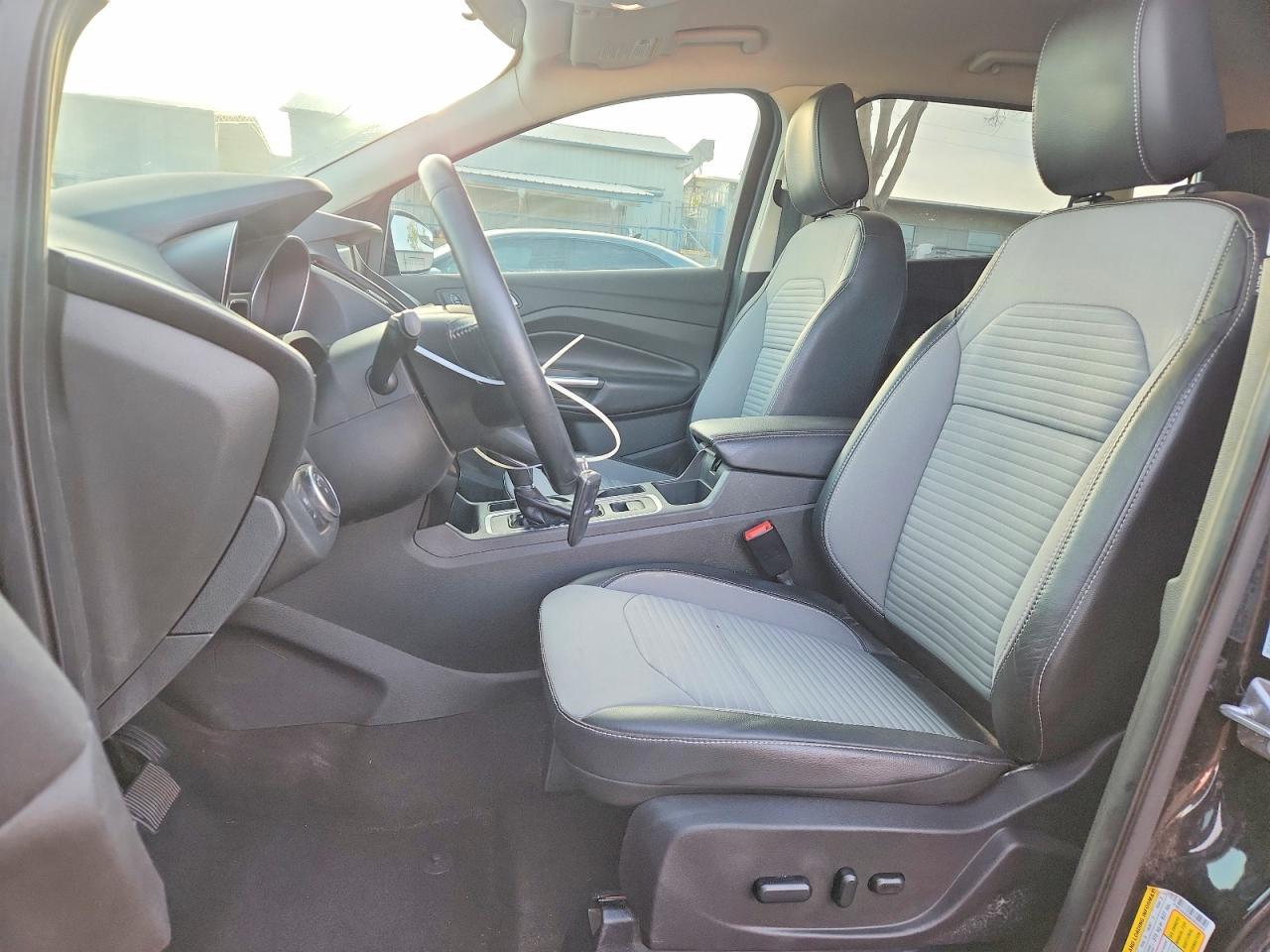 2019 FORD ESCAPE SE photo 7