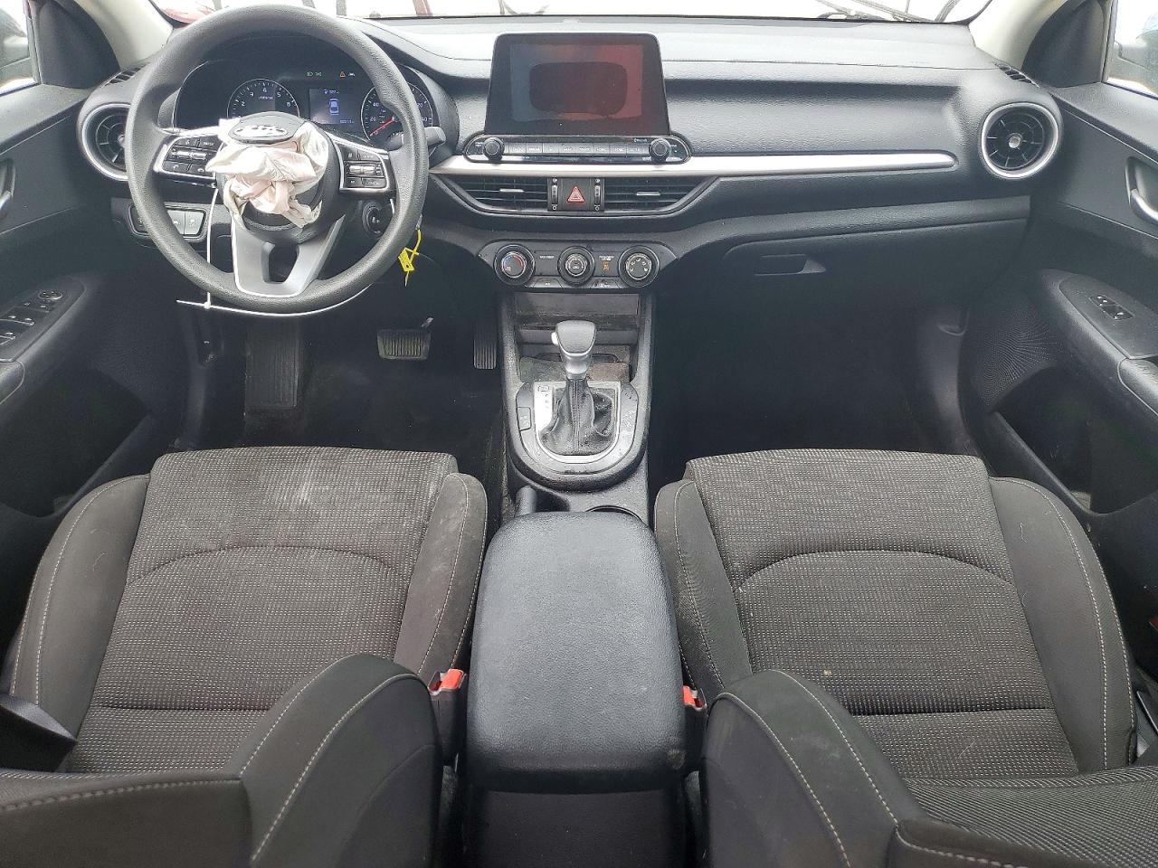 2020 KIA FORTE FE photo 8