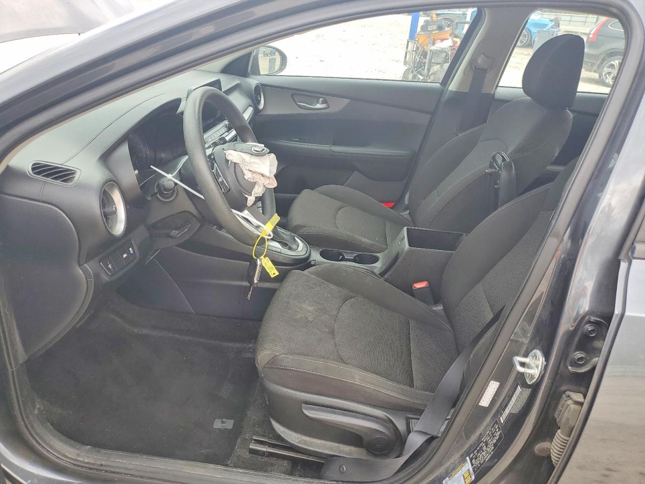 2020 KIA FORTE FE photo 7
