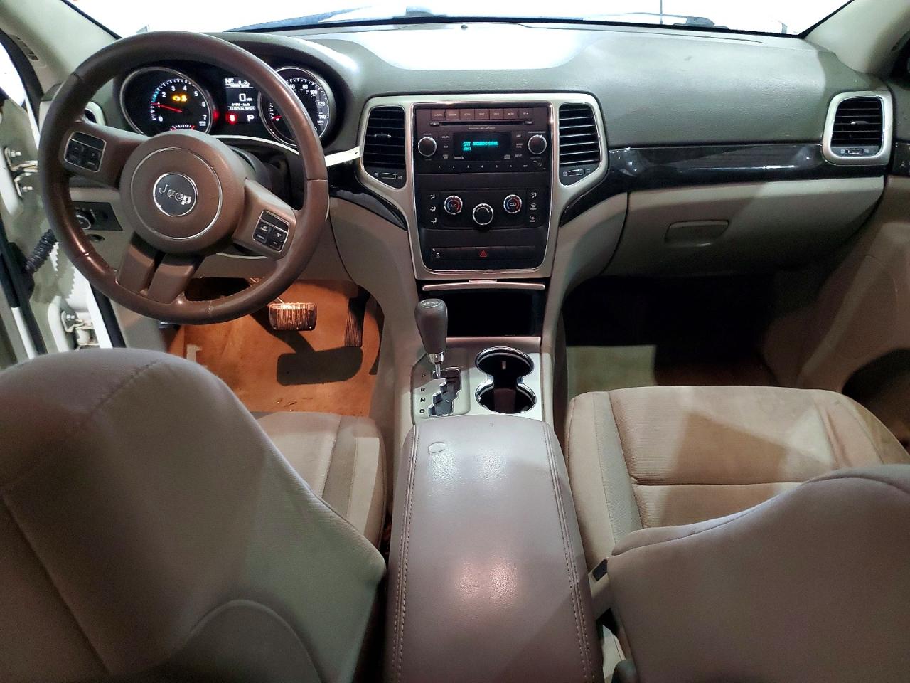 2012 JEEP GRAND CHEROKEE LAREDO photo 8