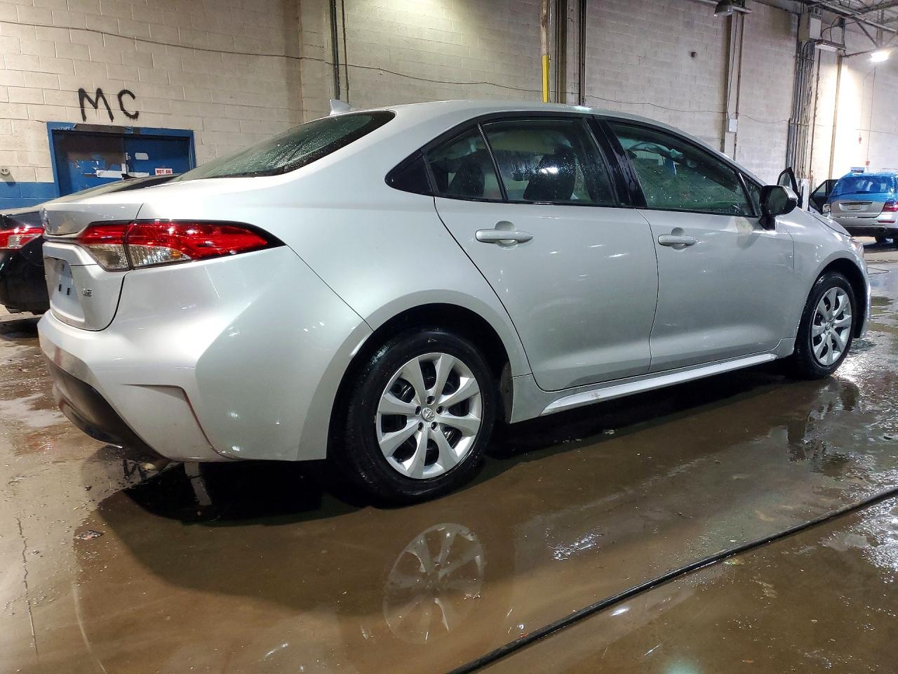 2023 TOYOTA COROLLA LE photo 5