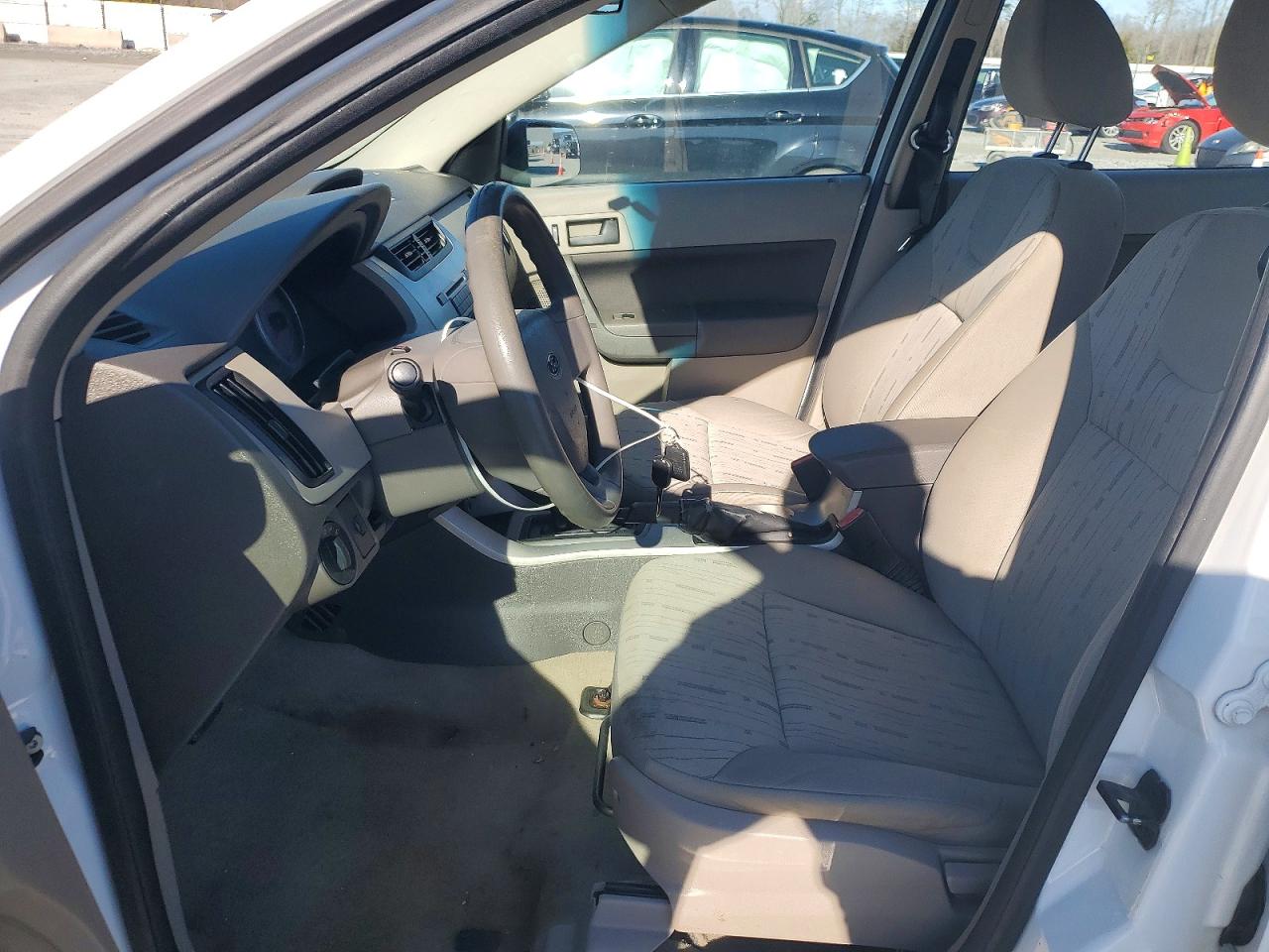 2008 FORD FOCUS SE photo 7