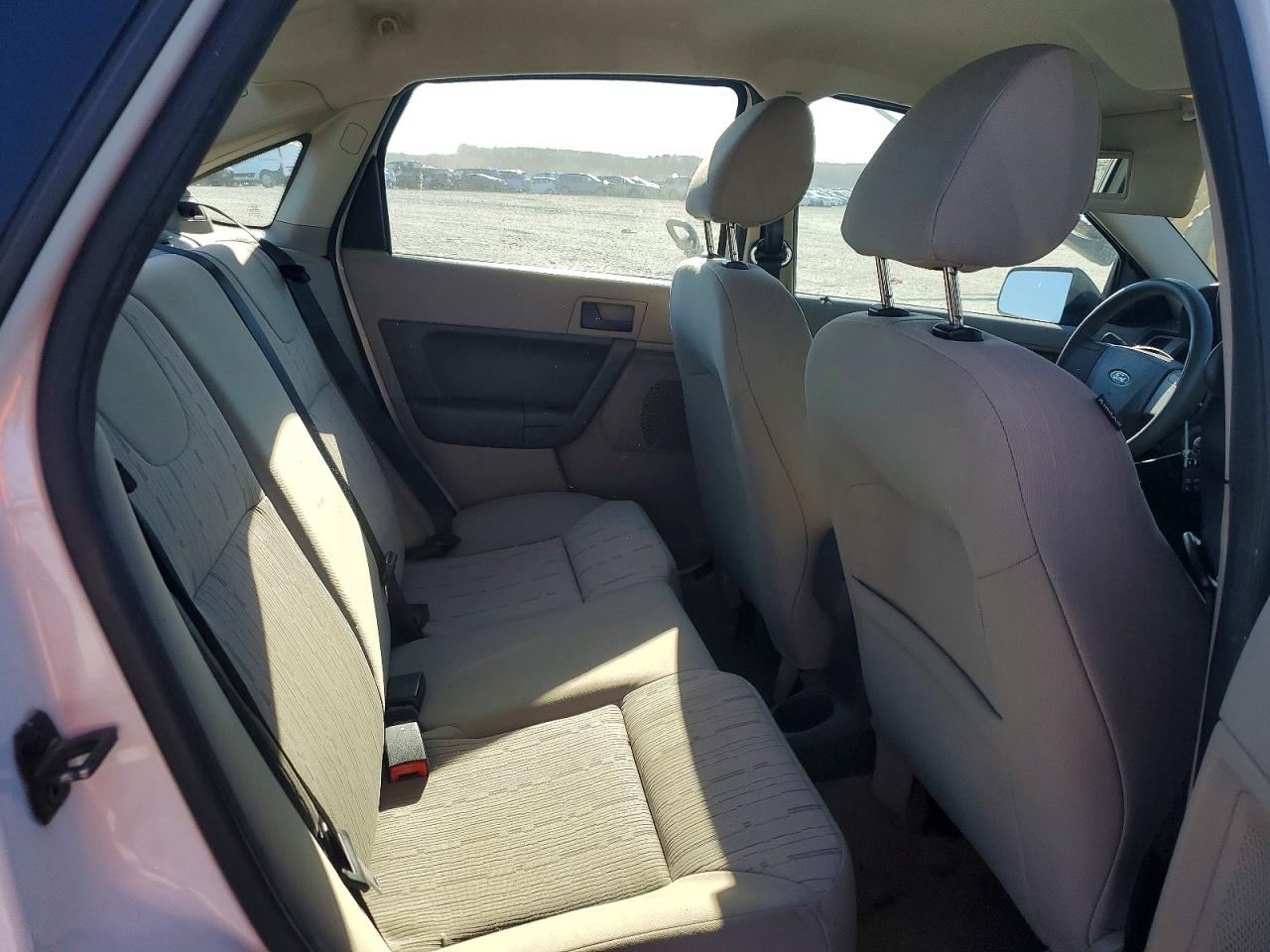 2008 FORD FOCUS SE photo 10