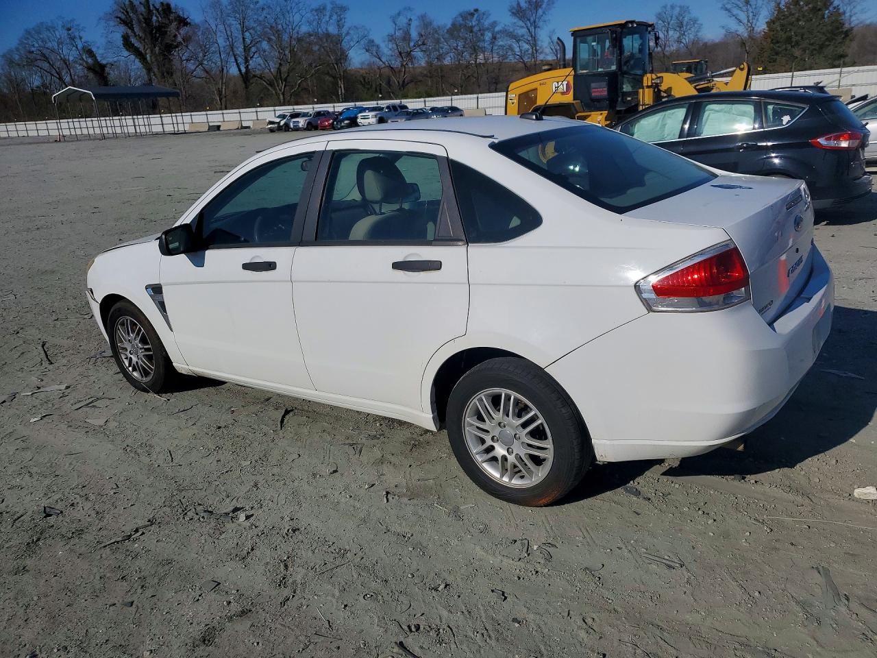 2008 FORD FOCUS SE photo 2