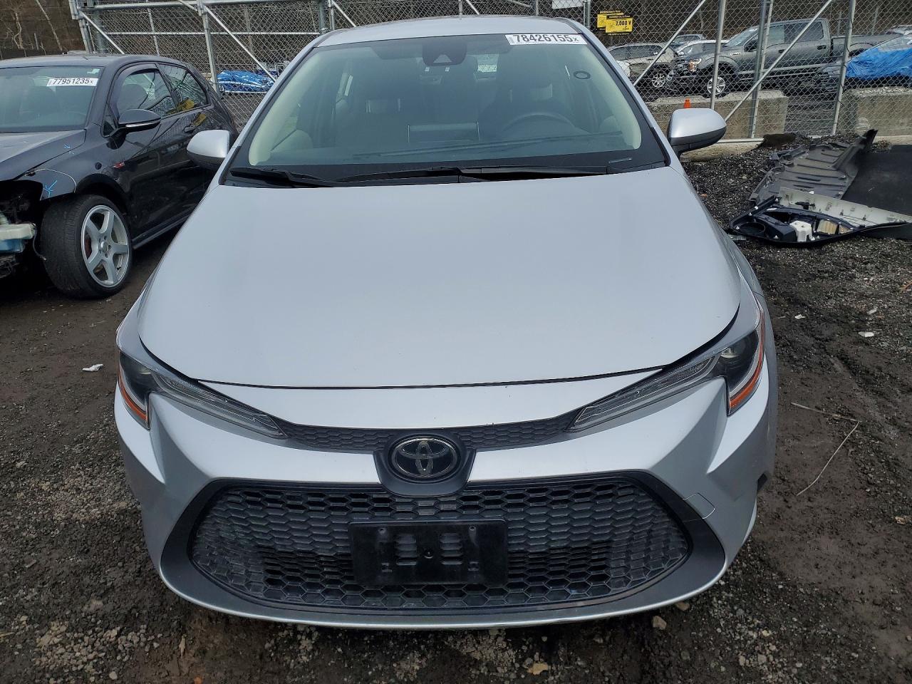 2021 TOYOTA COROLLA LE photo 9