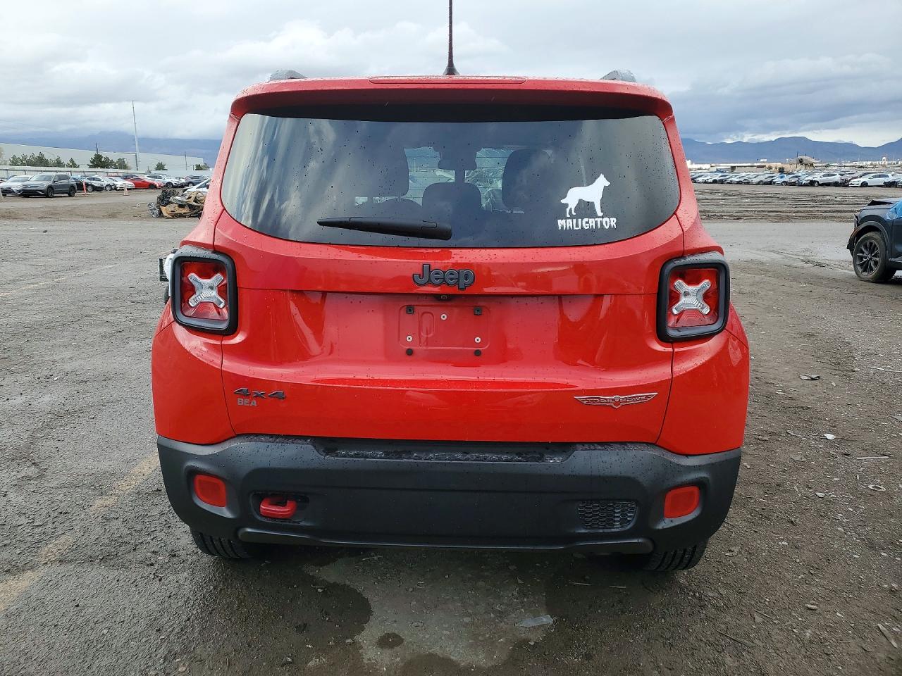 2015 JEEP RENEGADE TRAILHAWK photo 16