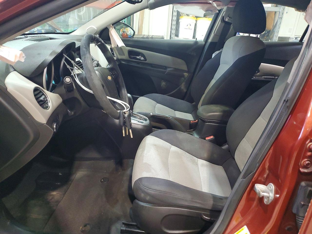2013 CHEVROLET CRUZE LS photo 7