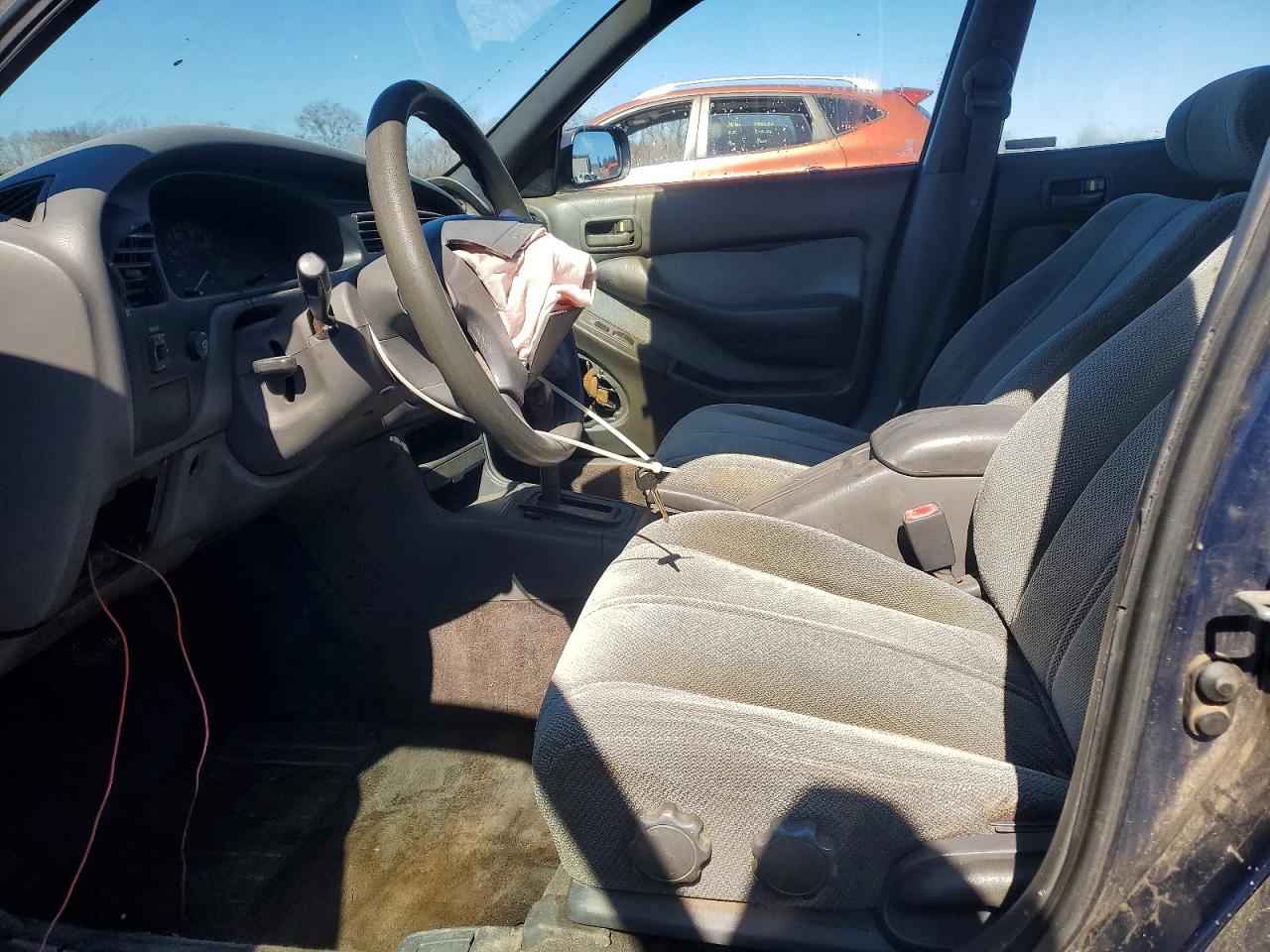 1994 TOYOTA CAMRY LE photo 19