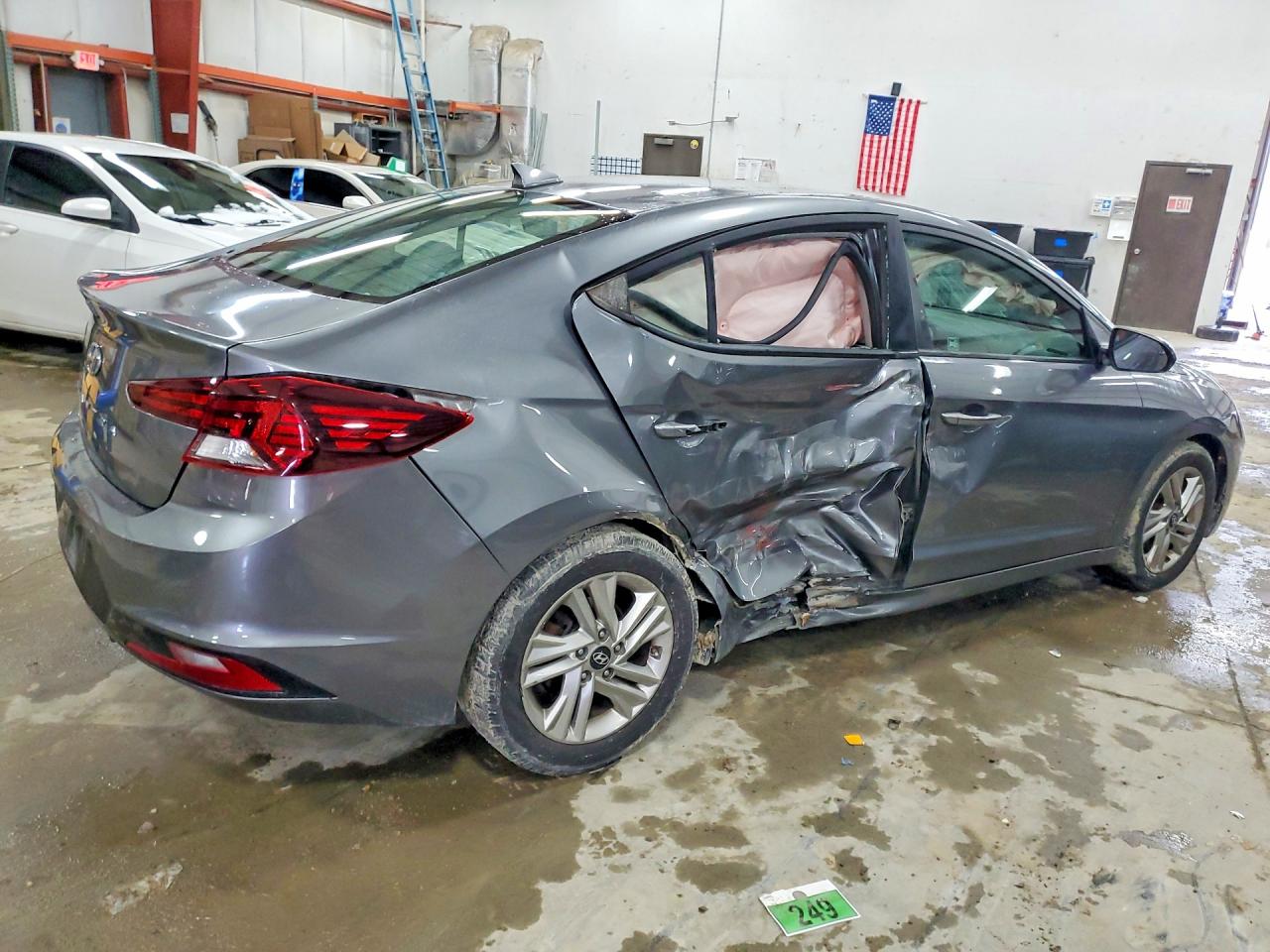 2019 HYUNDAI ELANTRA SEL photo 3