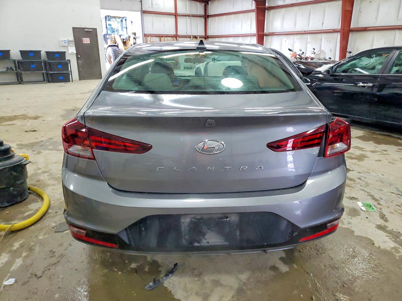 2019 HYUNDAI ELANTRA SEL photo 6