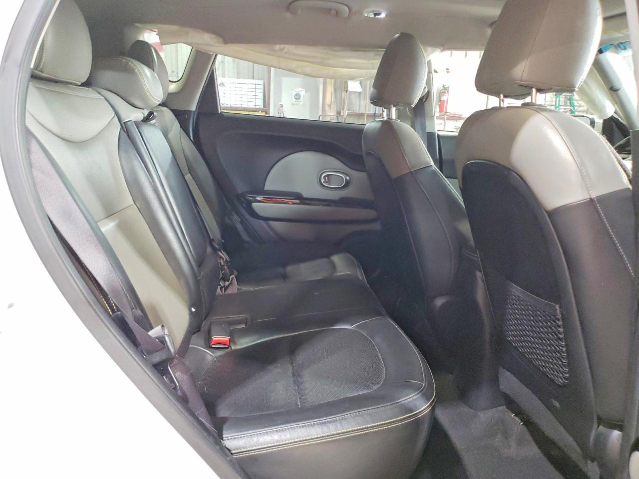 2016 KIA SOUL + photo 11