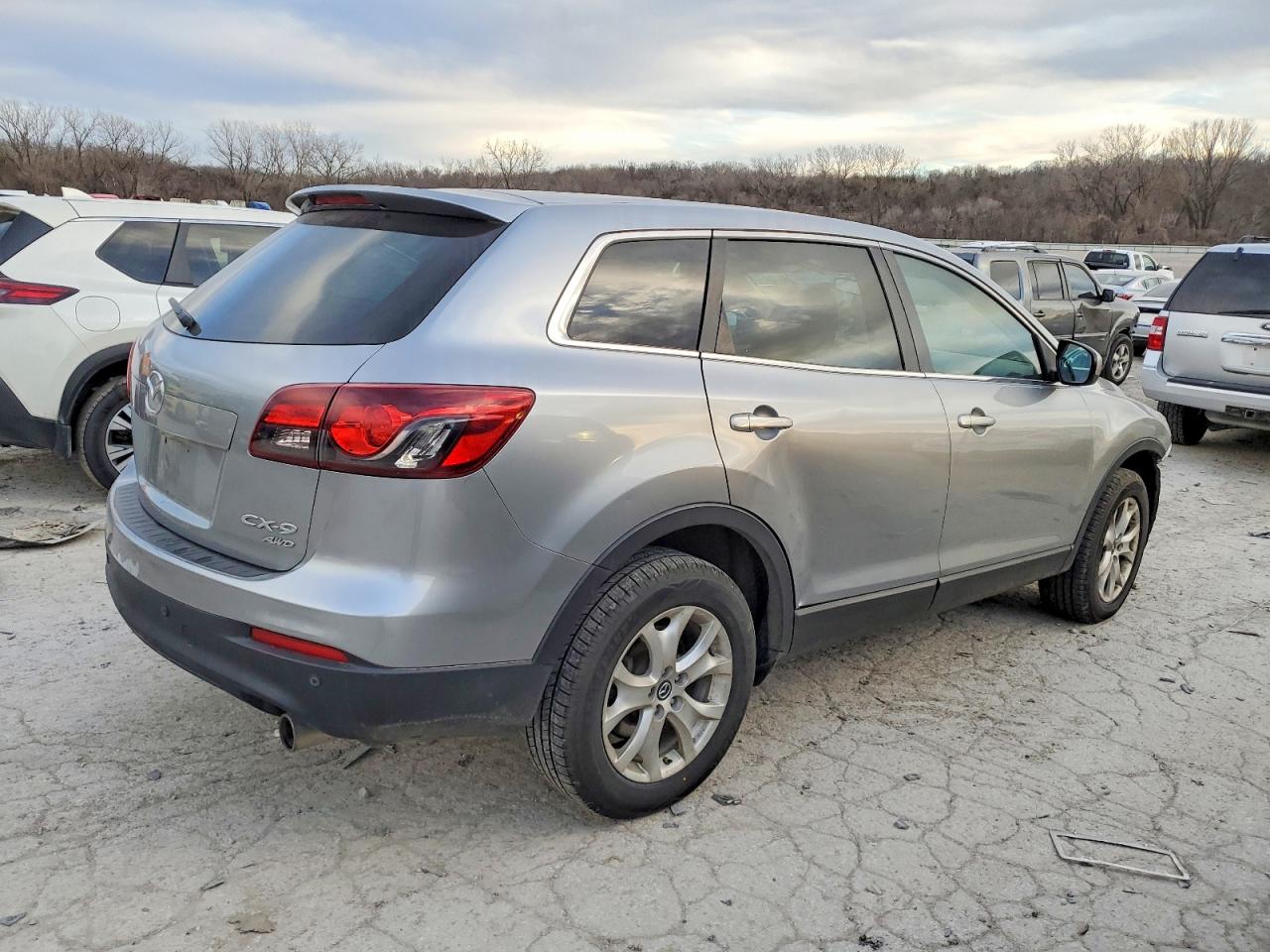 2013 MAZDA CX-9 TOURING photo 3