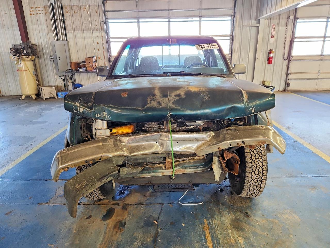 1995 DODGE DAKOTA photo 13