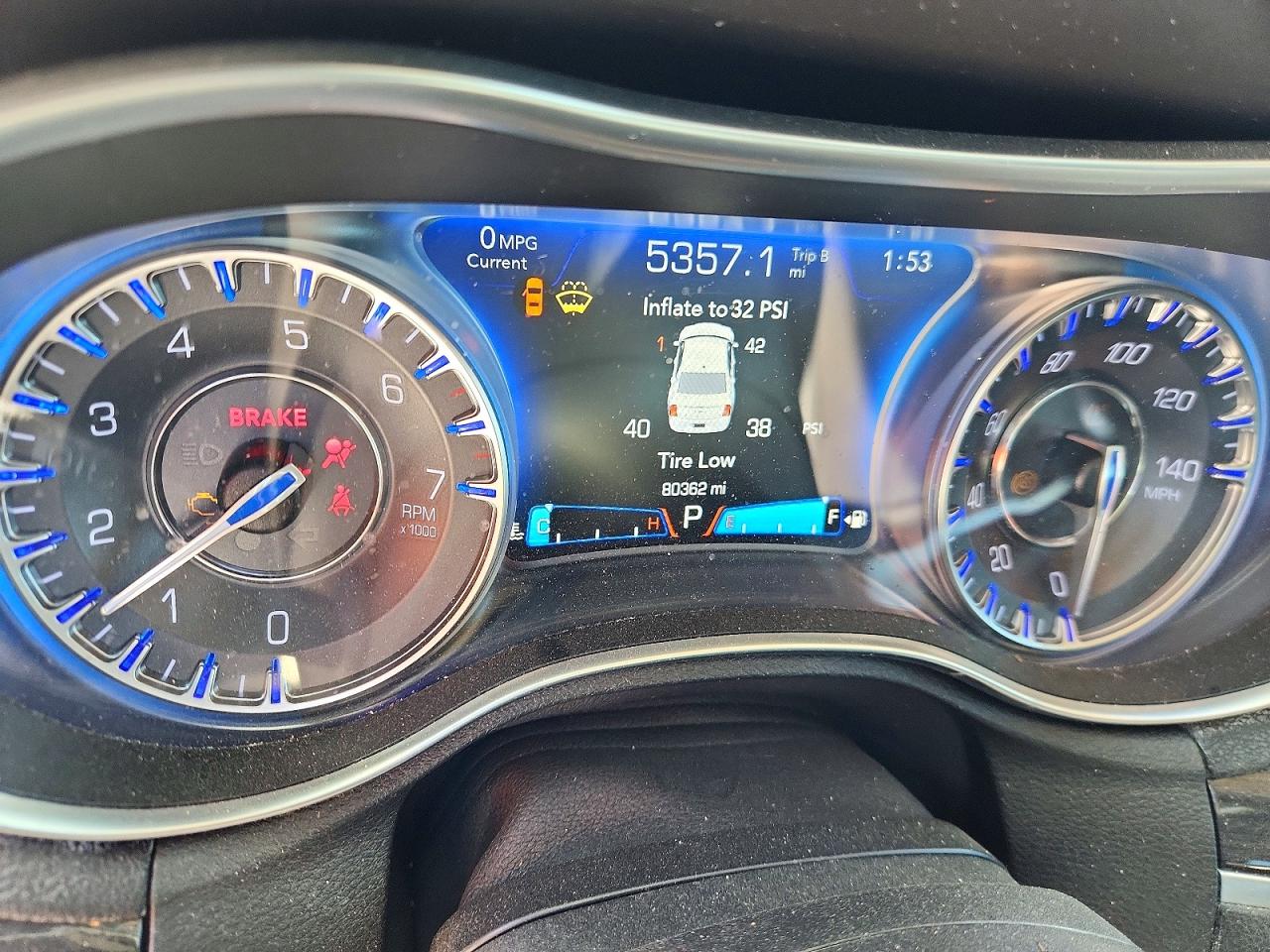 2016 CHRYSLER 300 LIMITED photo 17
