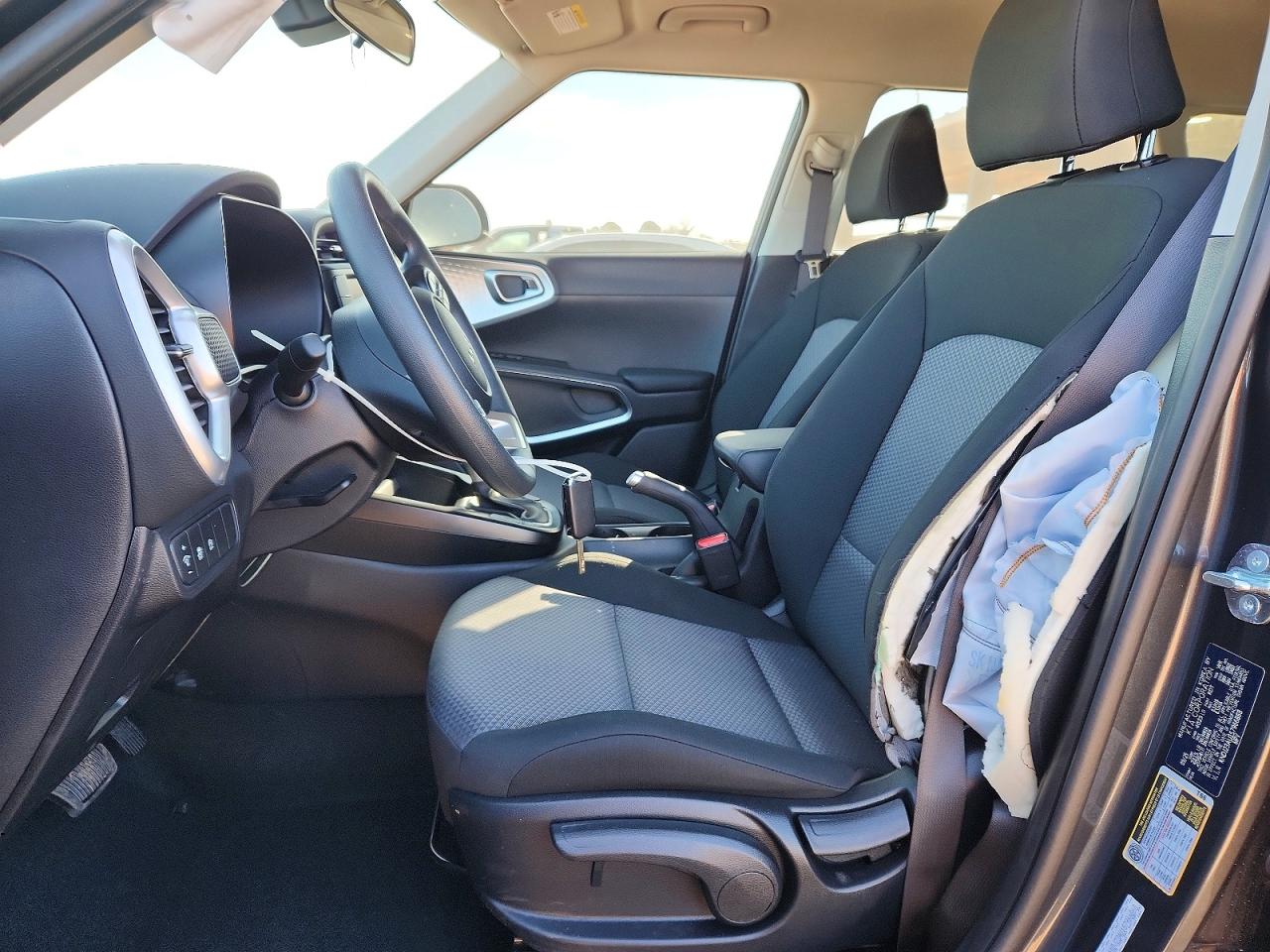 2025 KIA SOUL LX photo 7