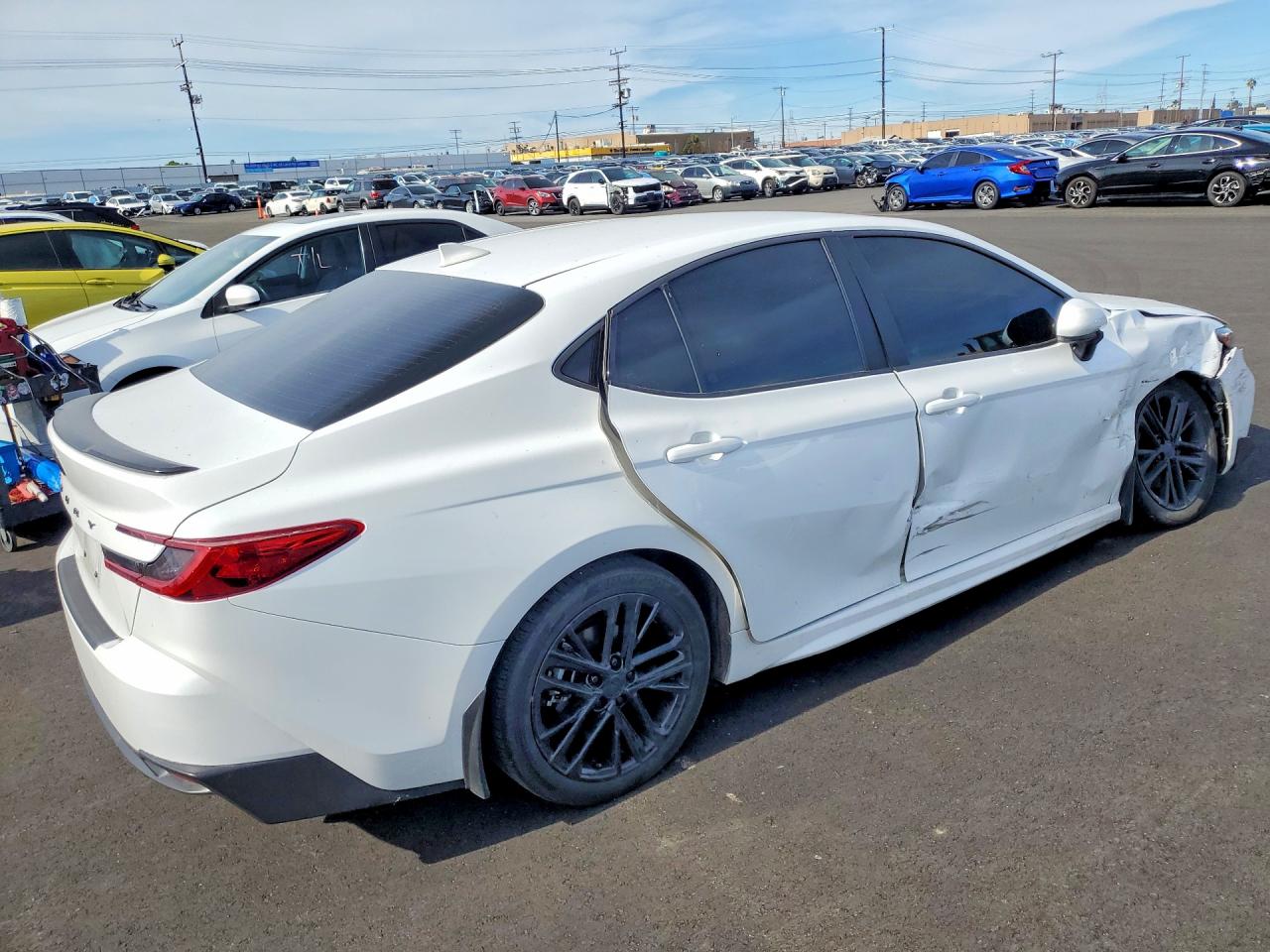 2025 TOYOTA CAMRY XSE photo 3