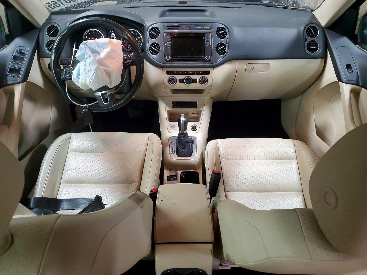 2017 VOLKSWAGEN TIGUAN S photo 15