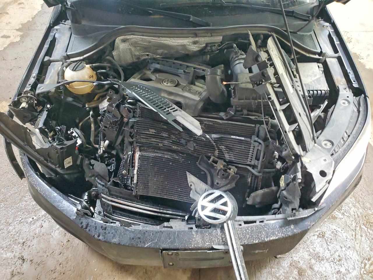 2017 VOLKSWAGEN TIGUAN S photo 21