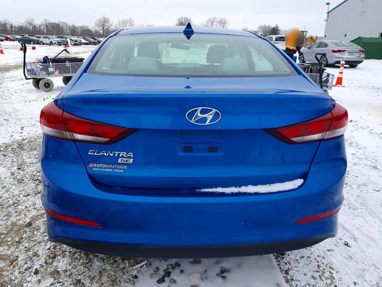 2017 HYUNDAI ELANTRA SE photo 16