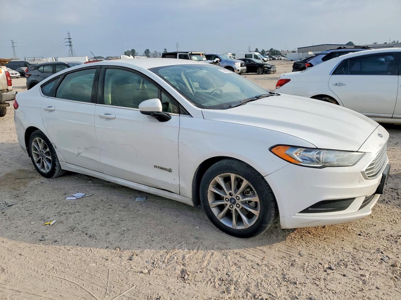 2017 FORD FUSION SE HYBRID photo 7