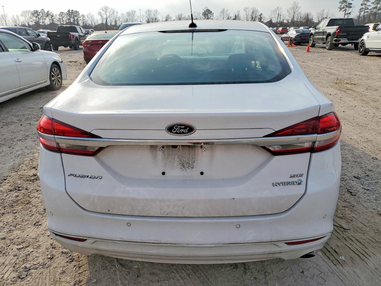 2017 FORD FUSION SE HYBRID photo 11
