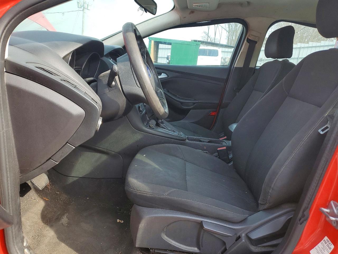 2015 FORD FOCUS photo 13