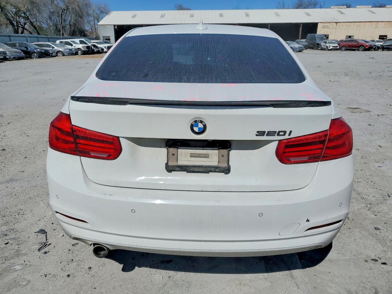 2017 BMW 320 I photo 11