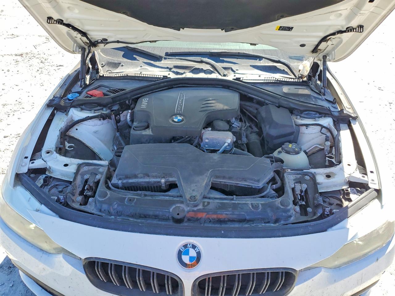 2017 BMW 320 I photo 21