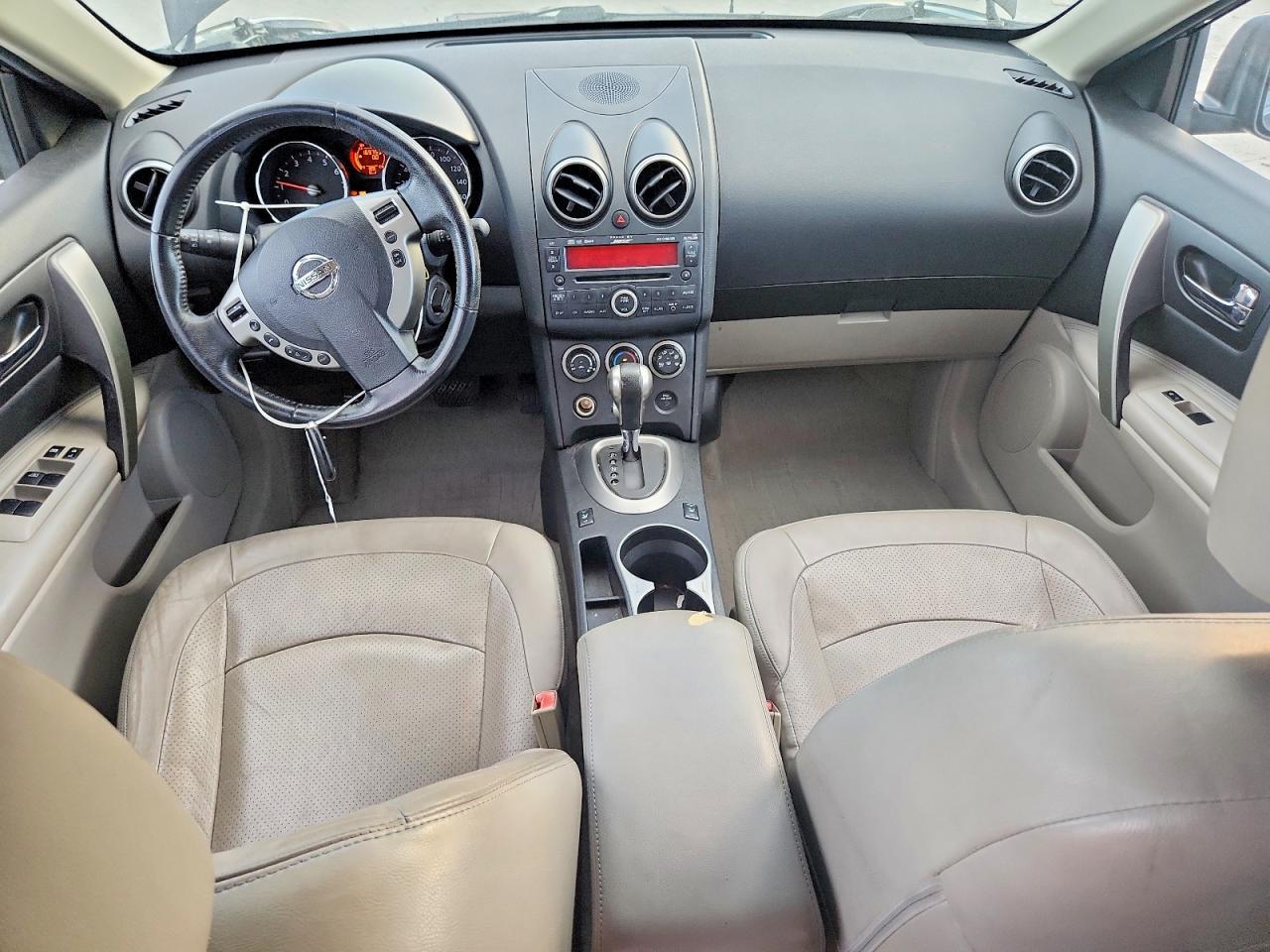 2010 NISSAN ROGUE S photo 8